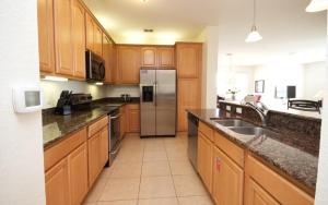Shoreway Condo #231524