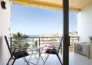 Sea front studio with spacious balcony Santa Clara - Torremolinos