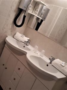 Hotels Hotel Trianon : photos des chambres