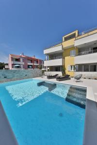 Luxury Villa Nada with Pool