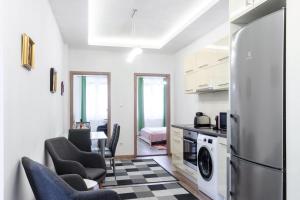 3 En Suit bedroom flat in the main centre for 6ppl, 3BDR,3BTHR,AC