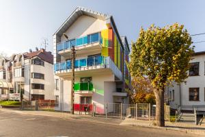 Kolorowe Balkony - Stylowy Apartament nad Morzem by Noclegi Renters