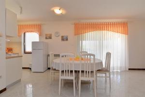 Apartment Gracijela 827