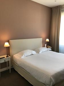 Hotels Hotel Le Renoir : photos des chambres