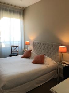 Hotels Hotel Le Renoir : photos des chambres