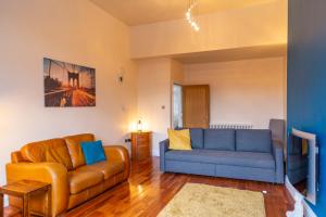 Apartment No 1 - The Old Red King Pub, Whitefield, Manchester