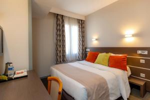 Hotels Kyriad Avignon - Palais des Papes : photos des chambres