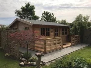 The Cabin - Mollington