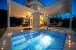 Villa natura prive jacuzzi Zakynthos Greece