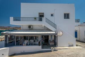 Pollonia Sea View Apartments Milos Greece