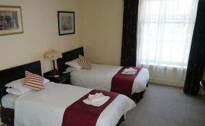 Classic Twin Room room in The White Hart Hotel