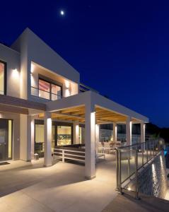 Kathisma Bay Villas - Luxury Villas - Villa Helios