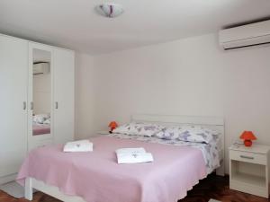 One-Bedroom Apartment room in Apartment Sea princess