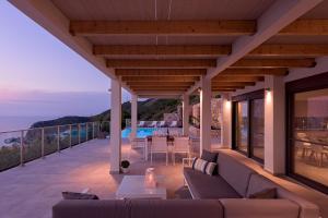 Kathisma Bay Villas - Luxury Villas- Villa Oceanos