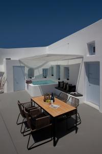 Anemolia Villa Santorini Greece