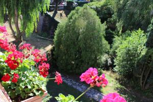 Hotels Hostellerie La Terrasse : photos des chambres