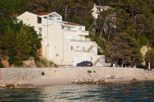 Brela Beachfront