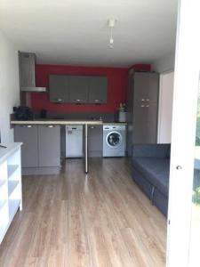 Joli 2P en Rez-de-jardin orienté SUD à 2 pas de la plage