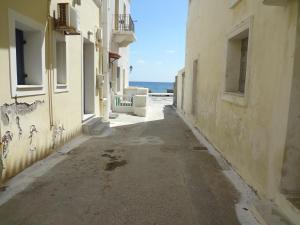 Korthi central appartment by the seaside. Andros Greece