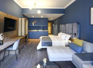 Roomore Apartments
