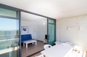 Apartamentos con terraza Torre DOboe by Renthas