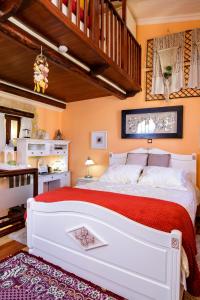 Sali Chelidonaki boutique suite