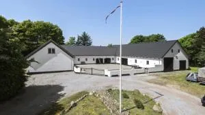 Nilles bed & breakfast - Knaplund