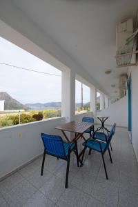 Two Double Rooms with Interconnecting Door and Sunset View