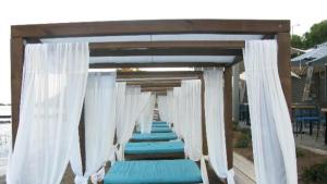 New seafront studio