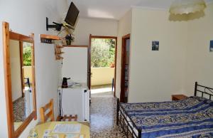 KOTSIFAS ROOMS Arkadia Greece