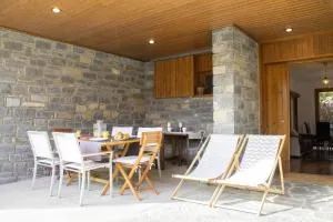 Chalet en urbanización, ideal para esquí - Gavín