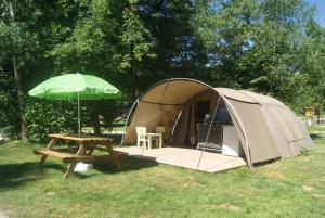 Campings Camping Les Arbois : Tente