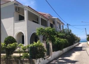 Marias Seaside Apartments Corfu Greece