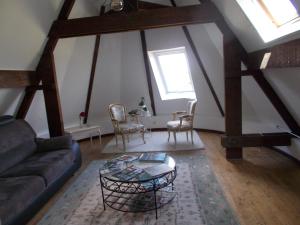 B&B / Chambres d'hotes LES AJONCS : photos des chambres