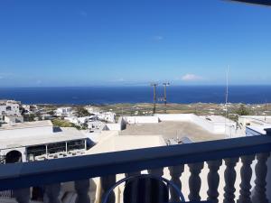 Katerina Kafieri Apartments Santorini Greece