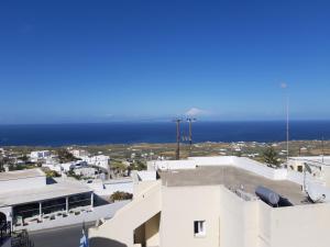 Katerina Kafieri Apartments Santorini Greece