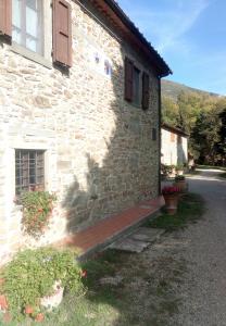 3 rooms flat in a green Tuscany valley