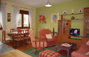 Casa Montse - Derecha