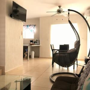 PlayaTurquesa Moderna Casa CR Auto a 9 min 5ta ave