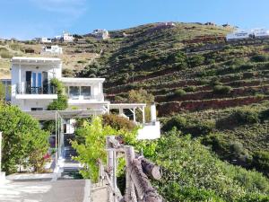 Kypri Apartments Andros Greece