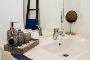 Teak Hill Pool Villa-Rosewood