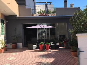 Guest House Lorenta near the beach