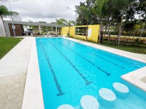 PlayaTurquesa Moderna Casa CR Auto a 9 min 5ta ave