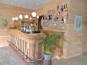 Hotels Logis- Hotel & Restaurant Le Montligeon : photos des chambres