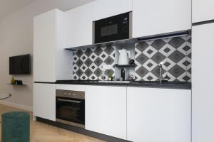 Sphera Bologna, Design Suite under the Two Towers