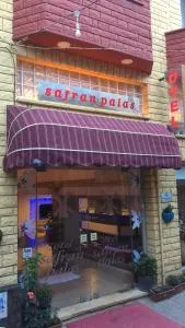 帕拉斯藏红花酒店 - Aliağa