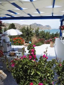 Bouganville Studios Stegna