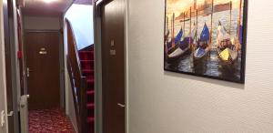 Hotels Hotel Le Chantilly : photos des chambres