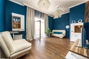 Stylish apartment with a balcony overlooking the park