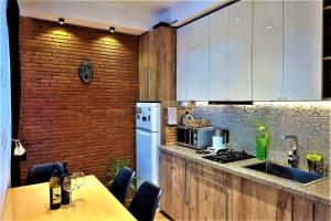 Very Center of the Old City-Stylish apartment